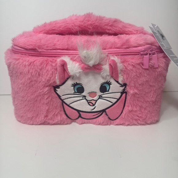 NWT. Disney Aristocats Marie Fluffy Cosmetic Accessory Case, makeup, travel bag - Picture 1 of 12